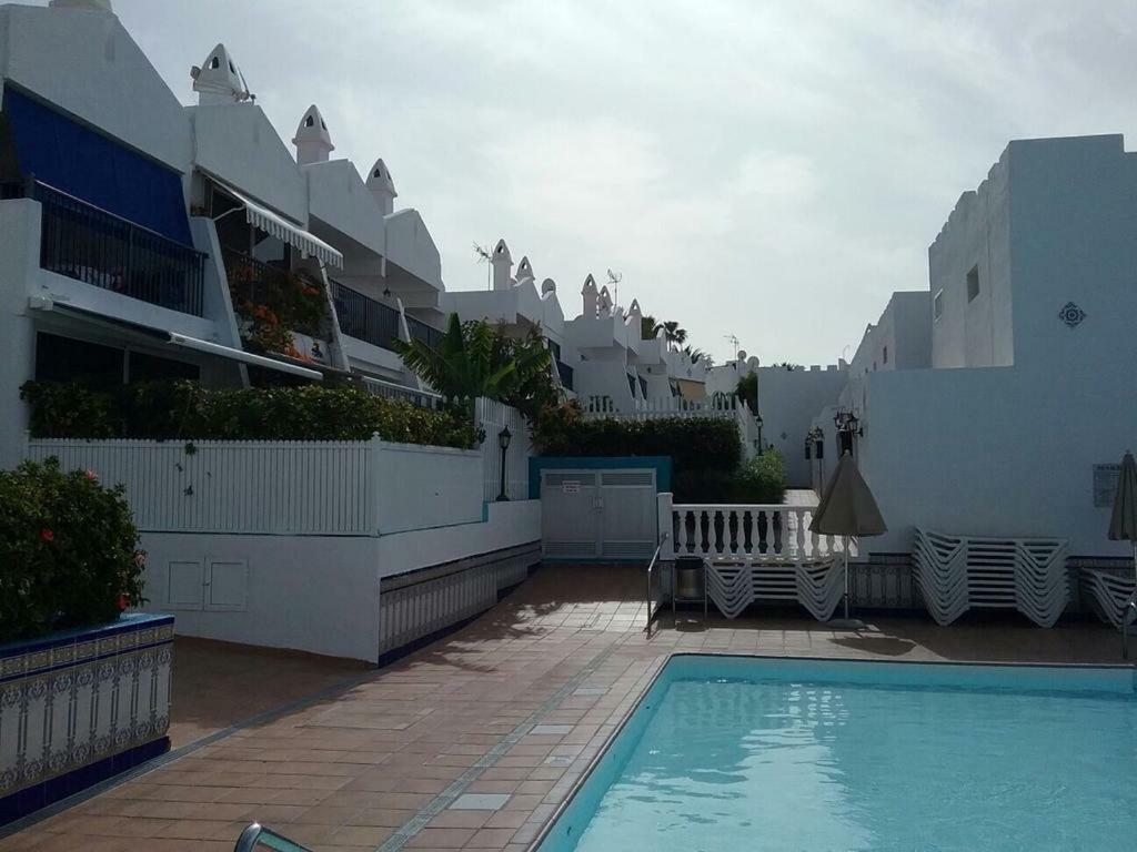 Pool View Yard Bungalow Playa del Ingles  Ngoại thất bức ảnh